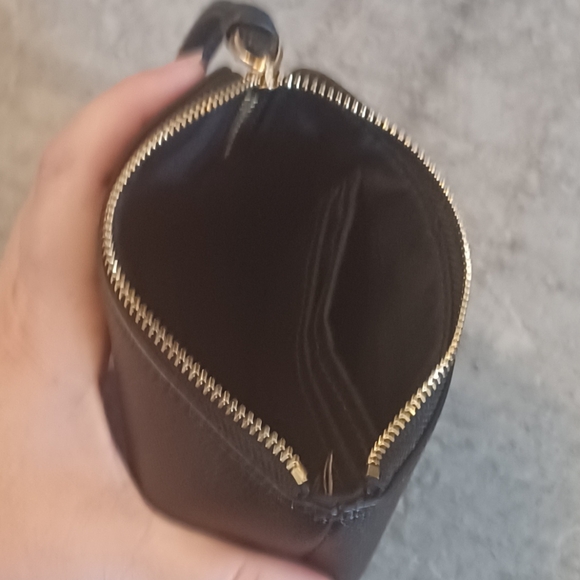 Coach Black Crossgrain Leather Corner Zip Wristlet - Picture 5 of 5